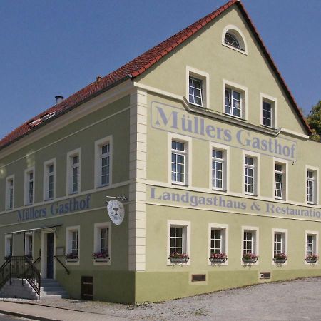 Landgasthaus Muellers Gasthof Радеберг Екстериор снимка